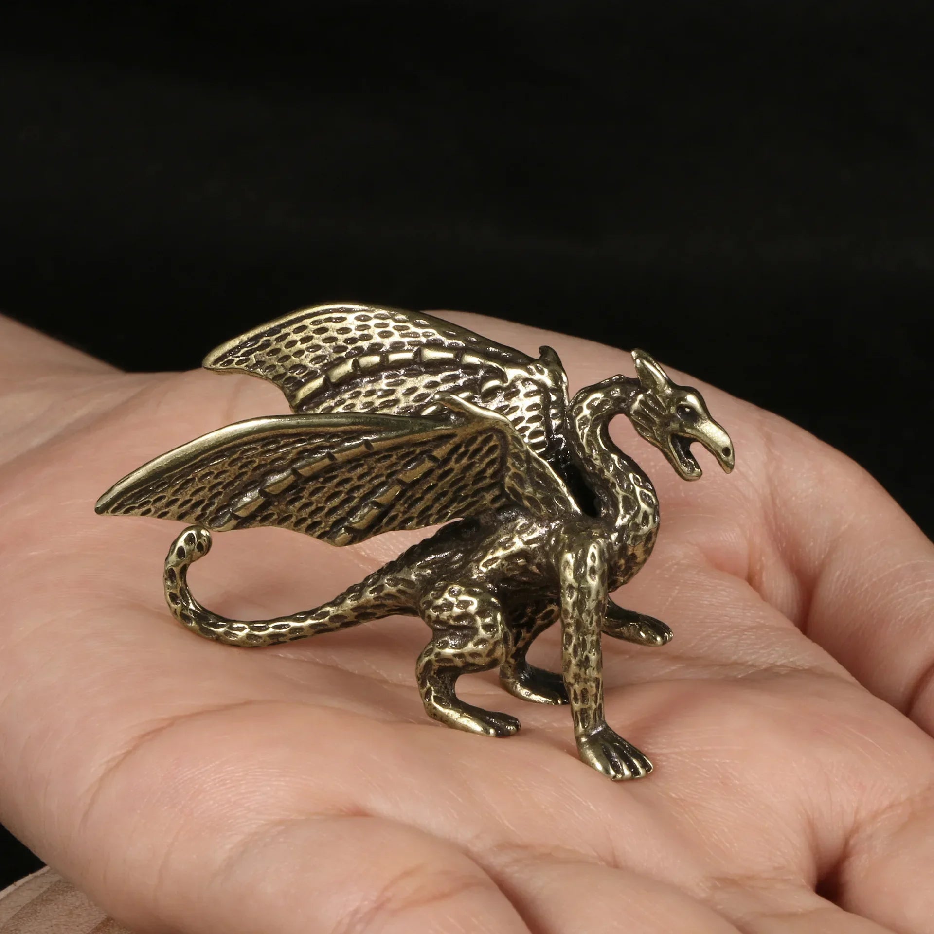 European Style Brass Dragon Desk Decoration – Mighty Mythological Creature Metal Figure for Living Room